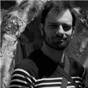 Diplomato presso il liceo scientifico, e laureato in storia dell'arte, ormai da anni impartisco lezioni private di materie umanistiche e di matematica e fisica a studenti di ogni ordine e grado, e aiuto compiti anche a studenti con disturbi DSA